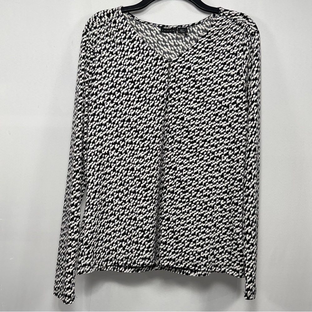 Houndstooth V-Neck Tahari Black White Stretch Knit Blouse Size L Large - Picture 2 of 8